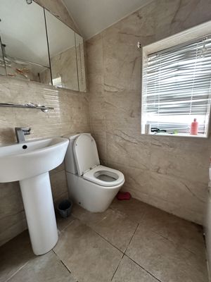 Photo 6- click for photo gallery